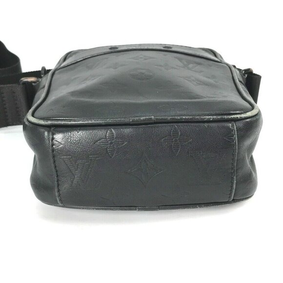 LOUIS VUITTON Monogram shadow DanubePM Pochette Crossbody Shoulder Bag - Picture 4 of 16